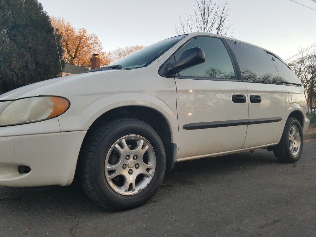 2003 Dodge Caravan