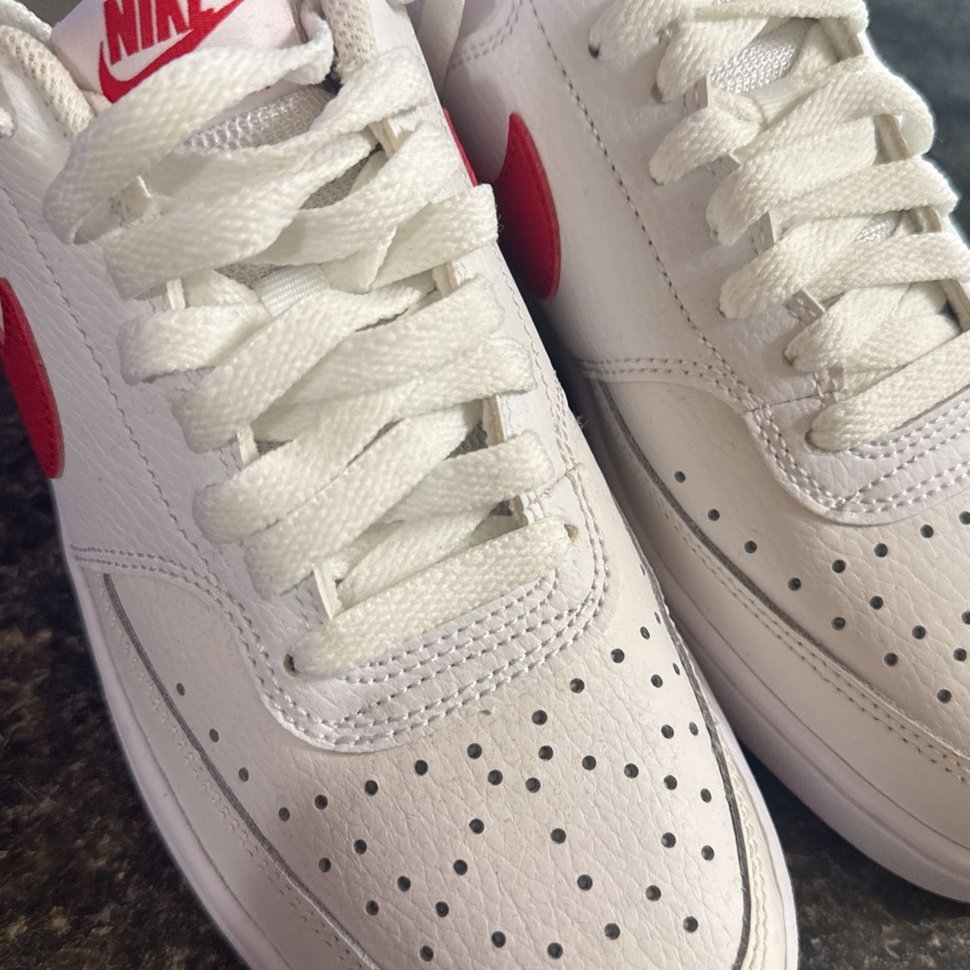 Nike Court Vision Low