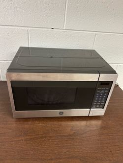 GE Countertop Microwave Oven, Compact 0.7 Cubic Ft., 700-watt Capacity