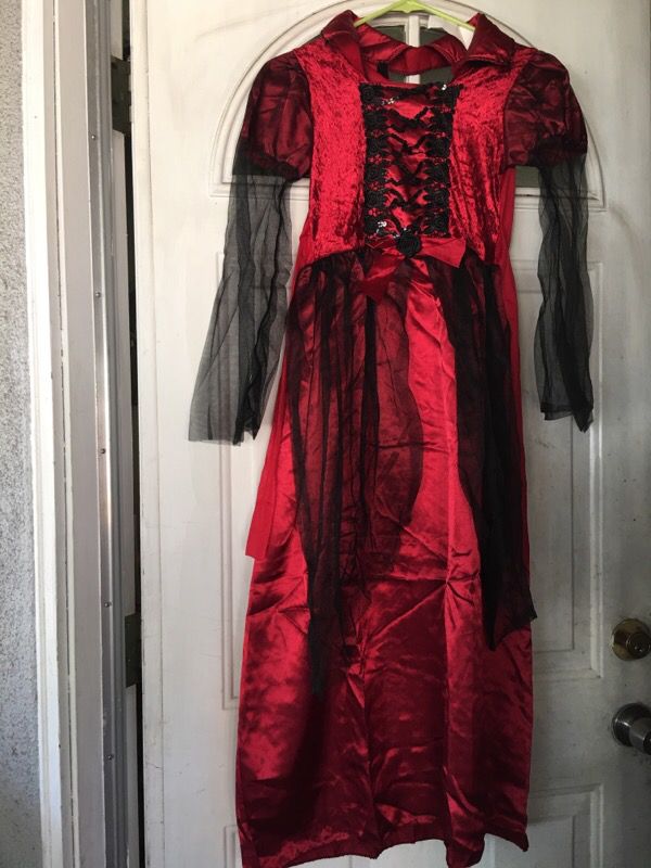 Girl Vampire Costume Ages 8-12yrs old