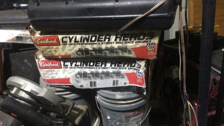 E del rock Cylinder Heads