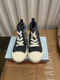 Cat & Jack Shane Sneakers Size 10 