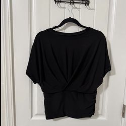Women’s Top M