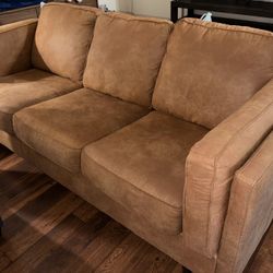 Maimz Sofa