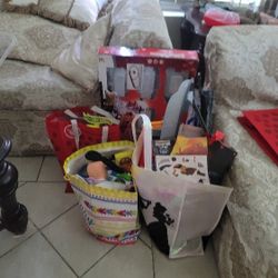 Free Toys Must TAKE ALL