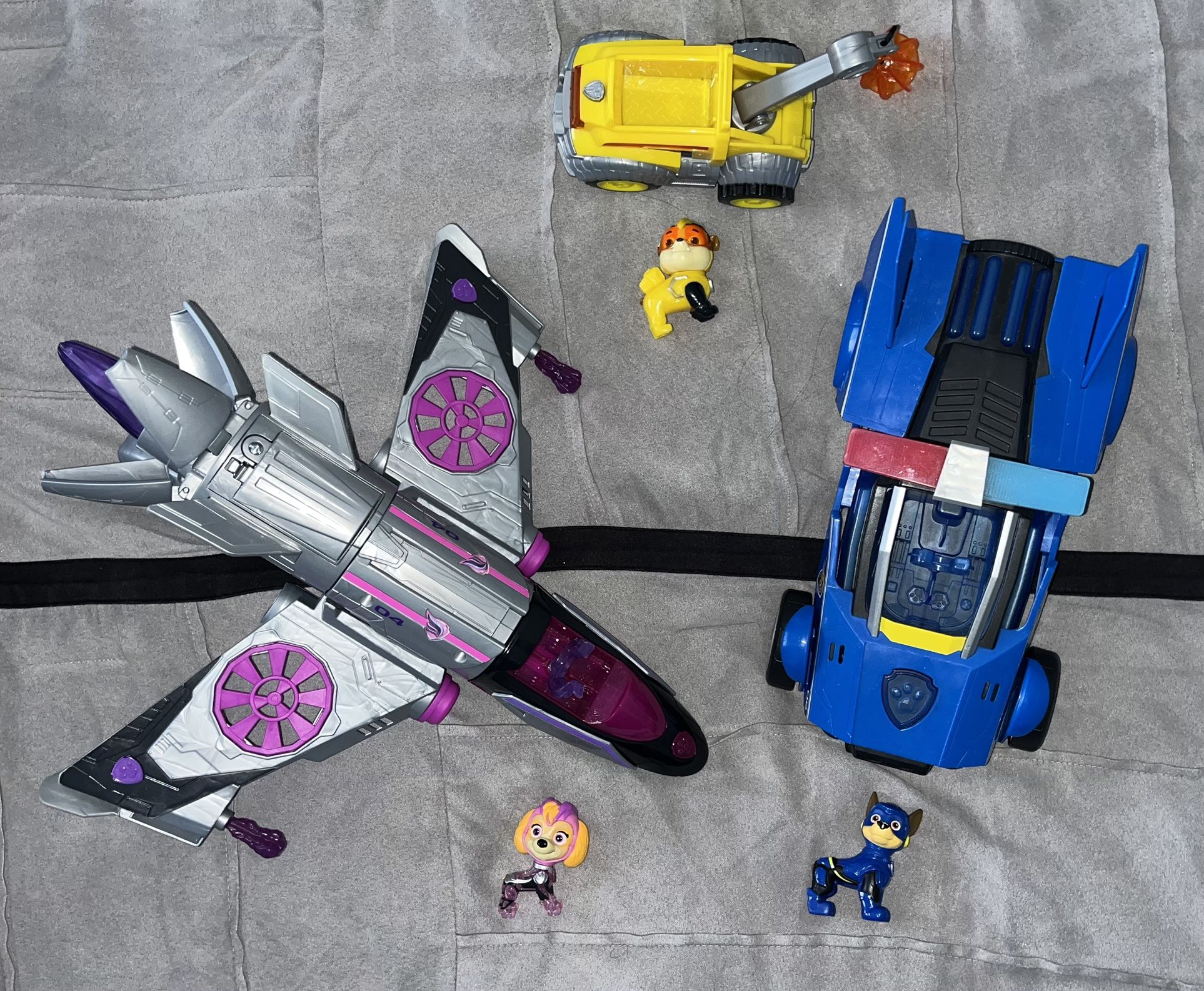 PAW Patrol Mighty Movie Chase Cruiser, Skye Transforming Rescue Jet, & Rubble