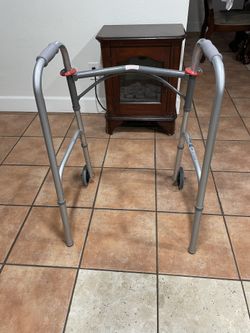 LIKE NEW WALKER DRIVE