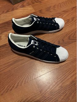 Adidas superstars