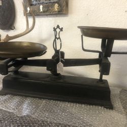 Classica Cast Iron Scales 