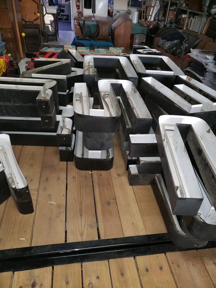 Metal Channel letters Metal Signs