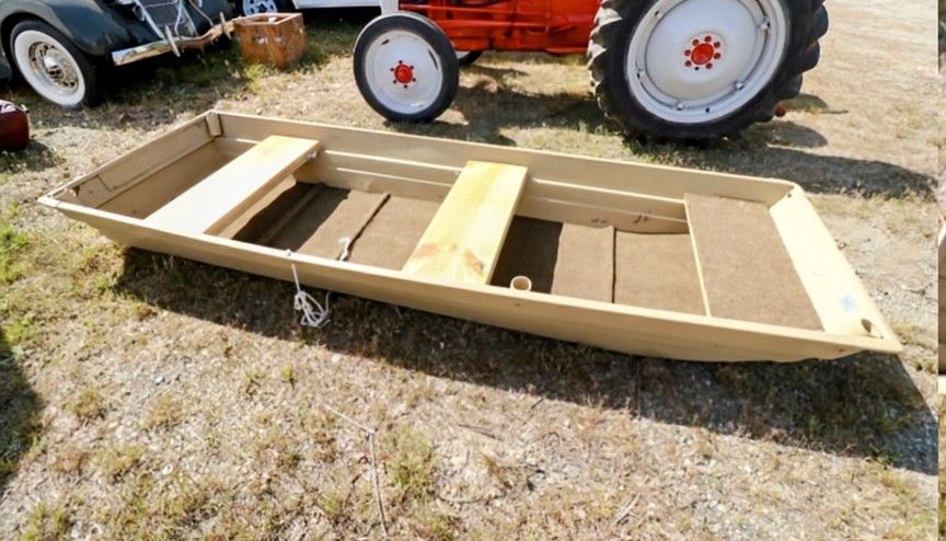 9ft JON / JOHN FISHING BOAT