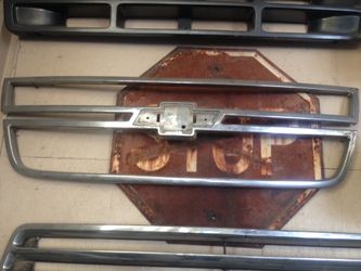 Chevy grill