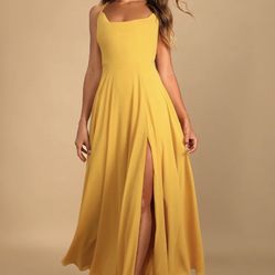 Brand New/ Never Worn Lulus Maxi Dress - Mustard Yellow