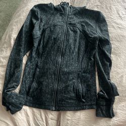 Lululemon Define