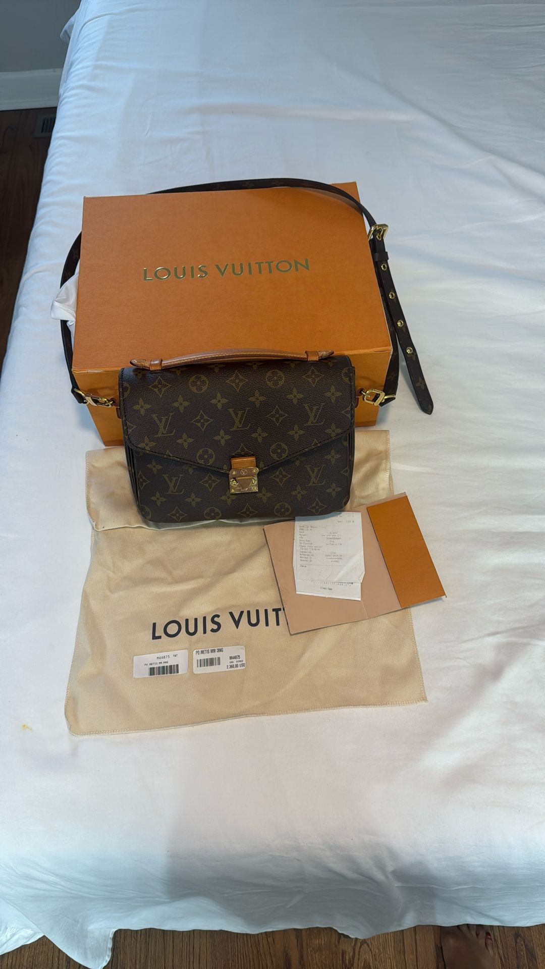 Louis Vuitton 