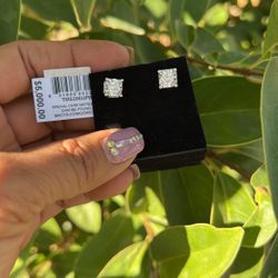 2 Carat Diamond 14k Screw Back 