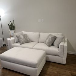 NEW UNUSED SOFA & OTTOMAN