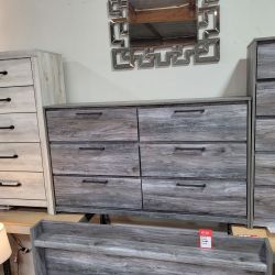 NEW 6 DRAWER DRESER || SKU#ASHB221D