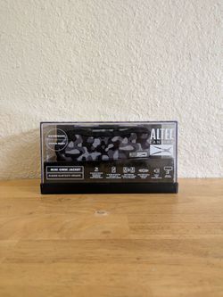 Altec Lansing.    Mini Omni Jacket Rugged Bluetooth Speaker