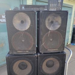 Speakers 
