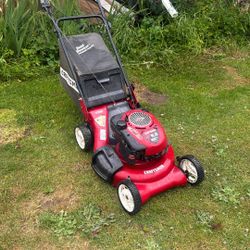 Self-Propelled Craftsman 6.5 Hp Lawnmower
