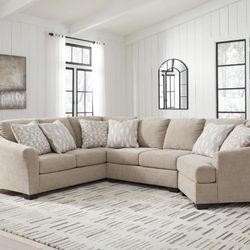 New Brogan BAY 3 Pc Sectional Cuddler
