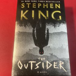 The Outsider - Stephen King paperback novel