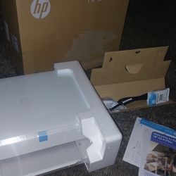 HP Envy 6020e Brand New Printer, come snag it today!