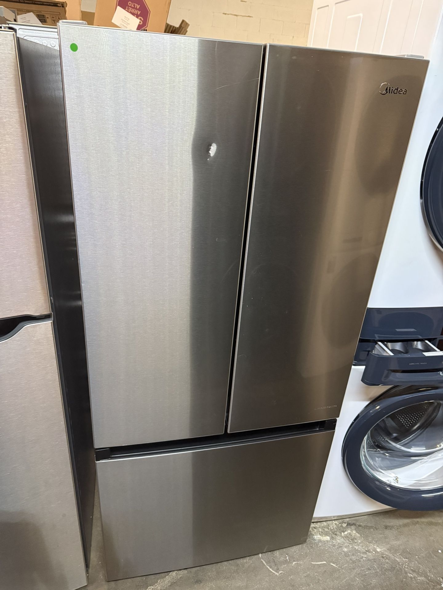 New 30” Midea Standard-Depth 18.4-cu ft 3 -Door French Door Refrigerator MRF18B4AST