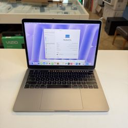 MacBook Pro 13inch Touchbar 16gb ram - 256ssd with Final Cut Pro & Logic Pro X