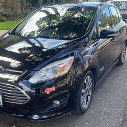 2017 Ford C-Max  Energi Titanium 