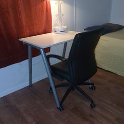 Adjustable Desk 