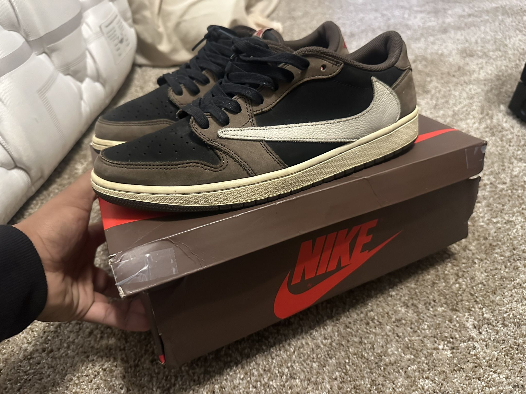 Travis mocha size 12