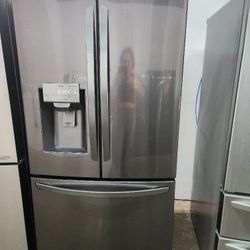💯👍REFRIGERATOR SAMSUNG BLACK STAINLESS STEEL WITH WARRANTY 