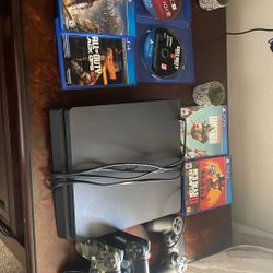 PlayStation 4  Bundle 
