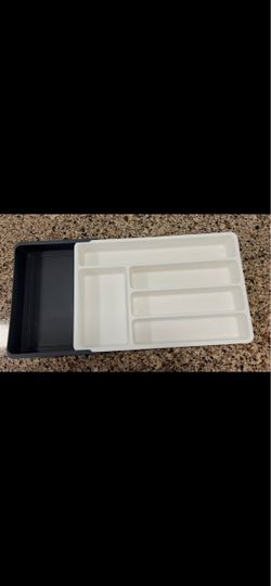 Expandable Cutlery Tray