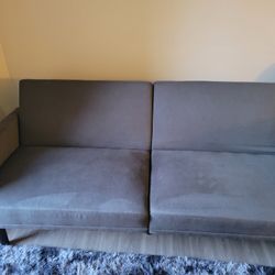 Couch / Futon 