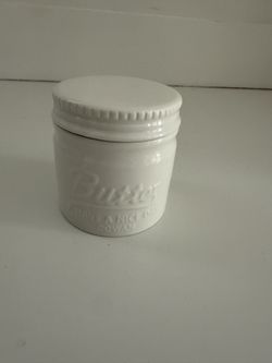 NEW Dowan Ceramic Butter Keeper / Butter Crock