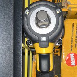 1/2” Dewalt 20 Volt Brushless Impact Wrench $180 