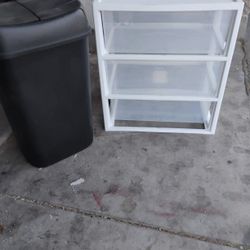 Storage/Trash Can 