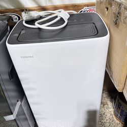 Toshiba Portable AC