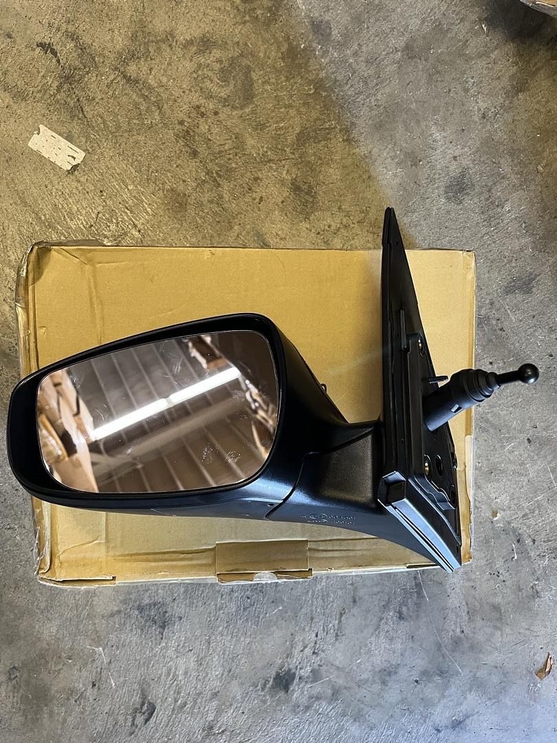 LA Zona Auto Parts 2012 to 2017 HYUNDAI ACCENT Left Side Driver Electric Mirror Espejo Retrovisor Izquierdo