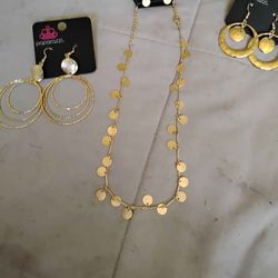 Necklace And Earrings Set