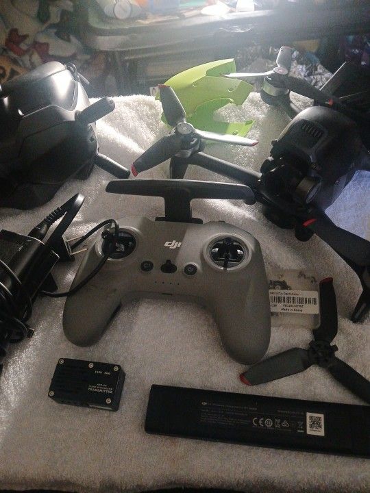 DJI FPV DRONE