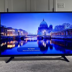  43 Inch 4k Ultra HD Smart LG TV Like New