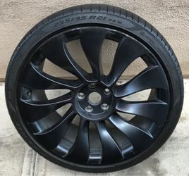 1 Tesla Model Y Uberturbine 21” Performance wheel