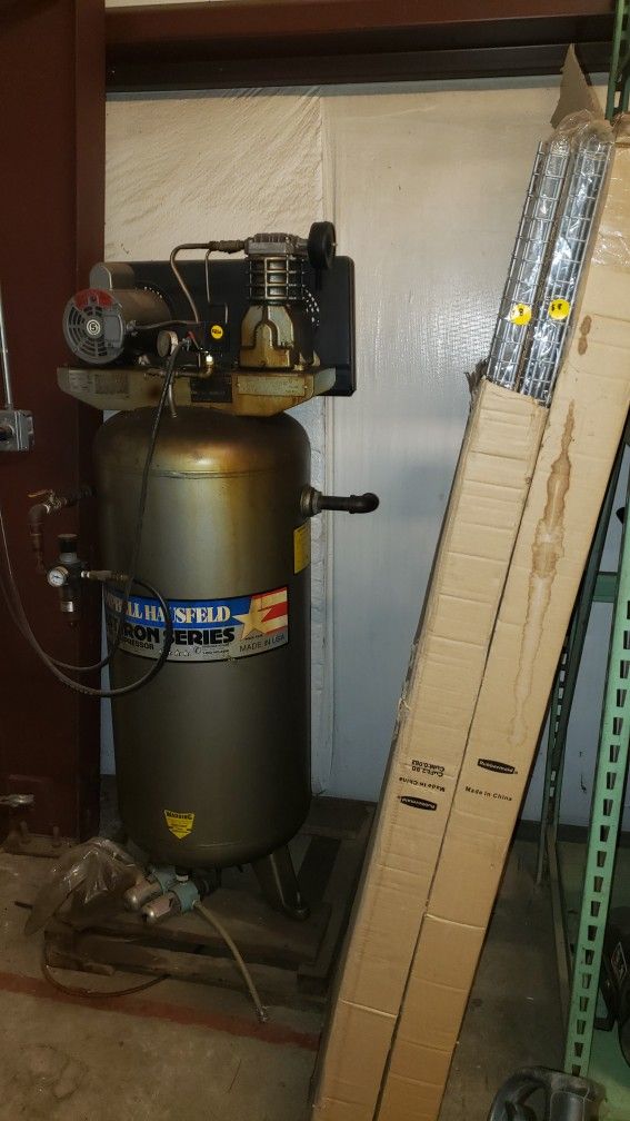 60 Gal. Campbell Hausfeld Air Compressor