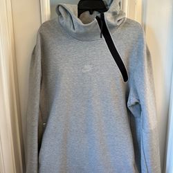 Nike Sweater