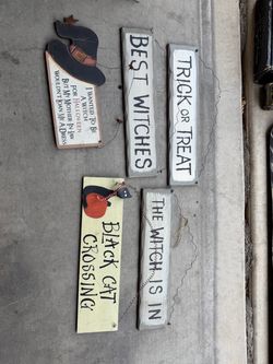 Set of 5 Halloween Wooden Signs