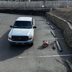 Ford F(contact info removed) Lariat 